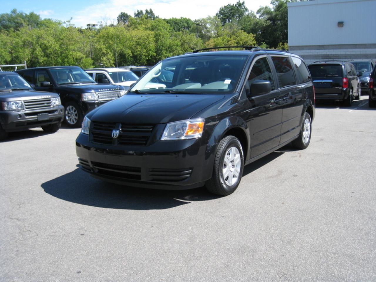 Used 2009 Dodge Grand Caravan Stow n Go for sale in North York, ON