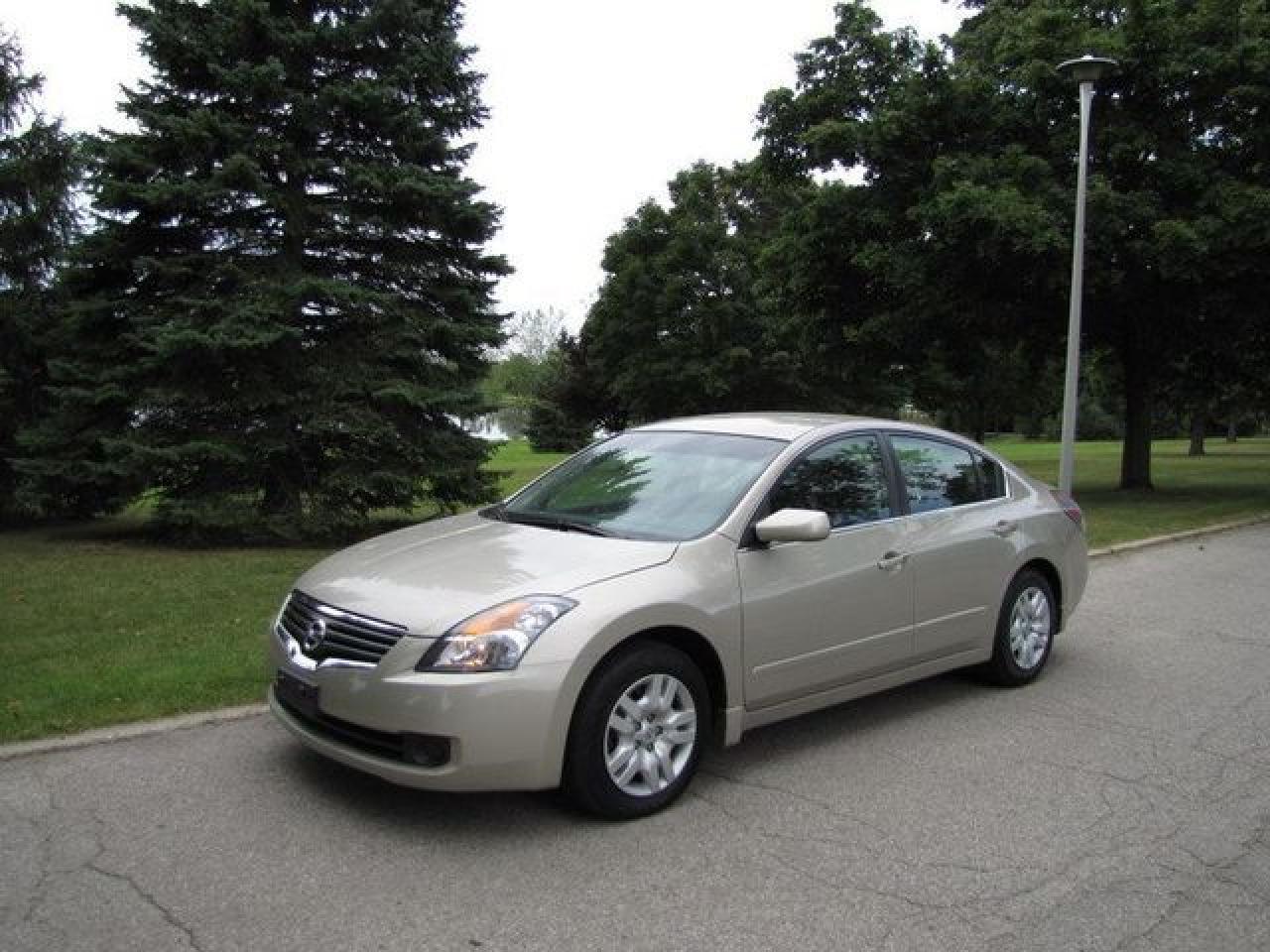 Used 2009 Nissan Altima S LOADED!! EXCELLENT SHAPE!! for sale in Guelph, ON
