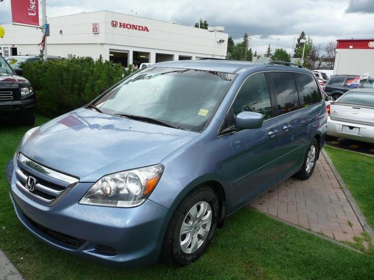 Used 2005 Honda Odyssey EX for sale in Calgary, AB