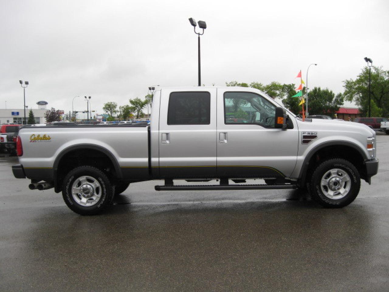 Used 2010 Ford F350 Crew Cab 4X4 CABELA'S for sale in Innisfail, AB