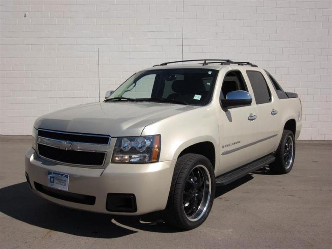 Used 2007 Chevrolet Avalanche 1500 Crew Cab for sale in Langley, BC