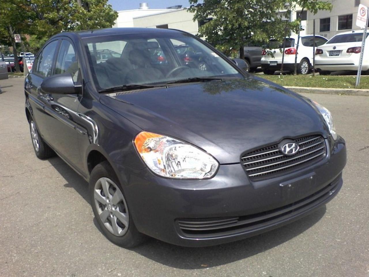 Used 2009 Hyundai Accent GL-FACTORY WARRANTY-CERTIFIED for sale in Mississauga, ON