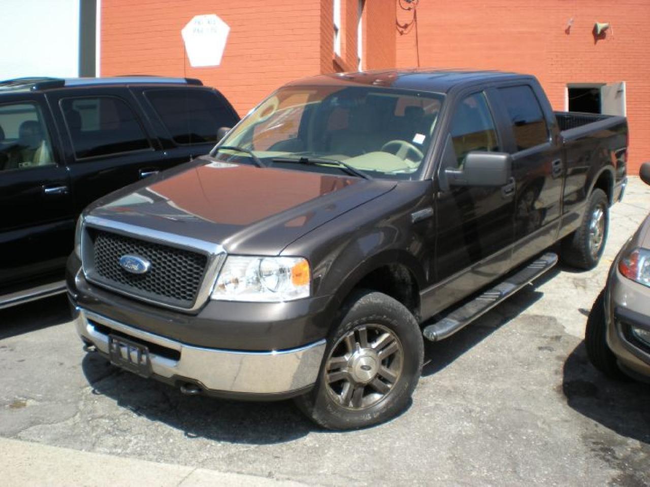 Used 2006 Ford F-150 4X4 SUPER CREW XLT TRITON for sale in Toronto, ON