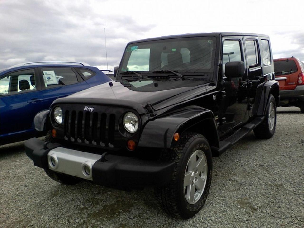 Used 2008 Jeep Wrangler Unlimited Sahara Sport Utility for sale in Barrie, ON