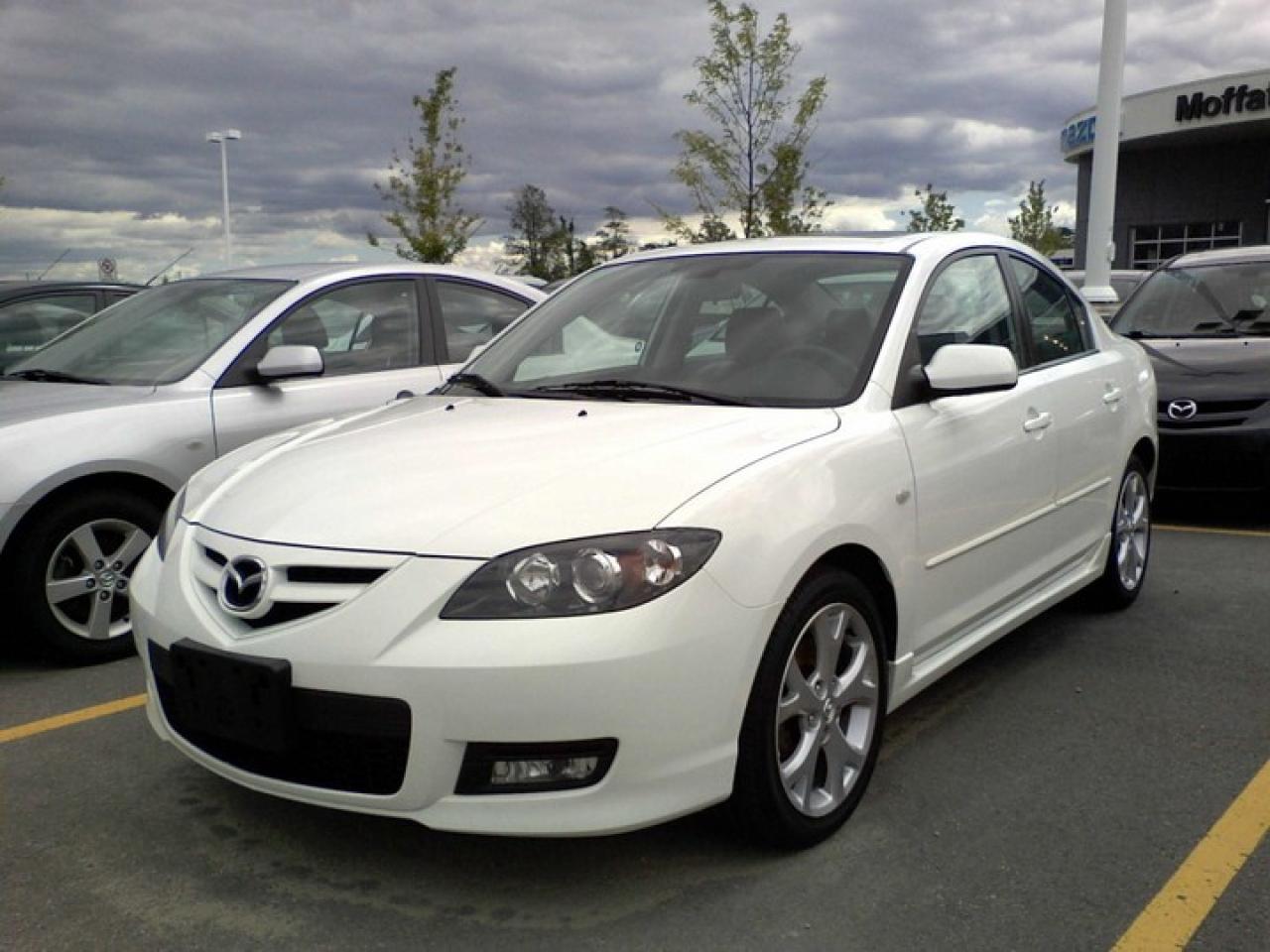 Used 2007 Mazda Mazda3 i Touring Sedan for sale in Barrie, ON