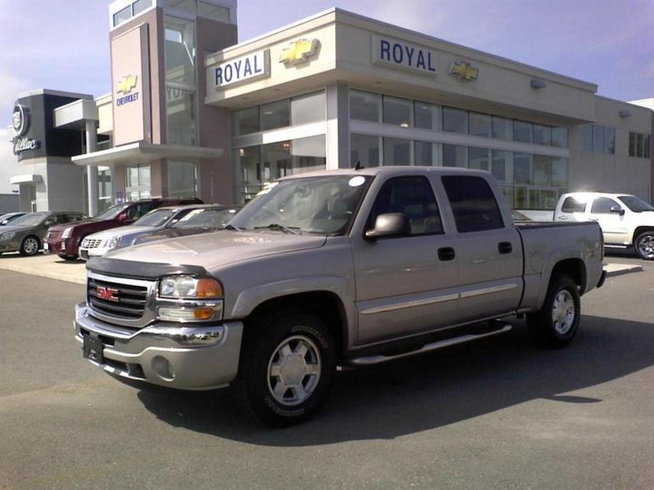 Used 2006 GMC Sierra 1500 SLT Pickup 4D 5 3/4 ft for sale in Orangeville, ON