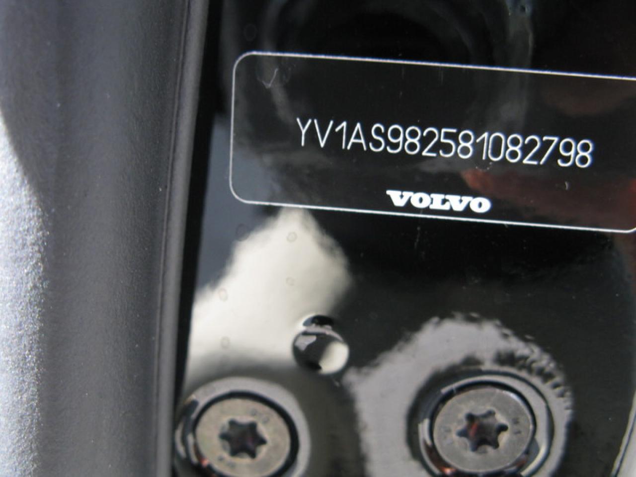 615487