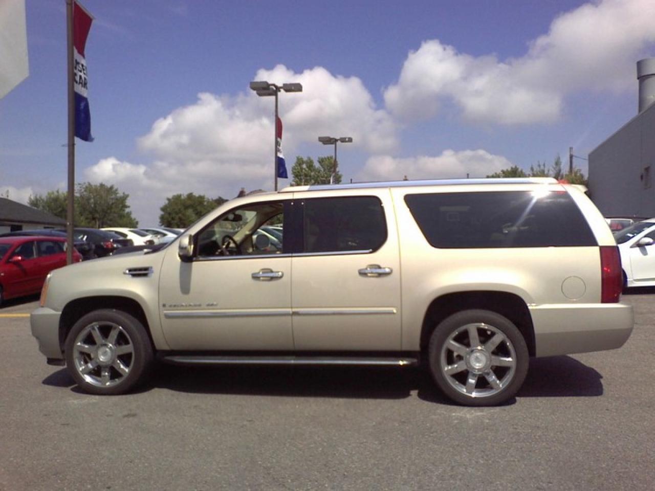Used 2007 Cadillac Escalade ESV  for sale in Whitby, ON