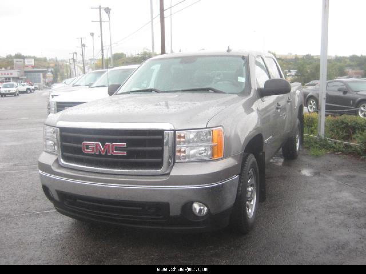 Used 2008 GMC Sierra K1500 CREW  for sale in Calgary, AB