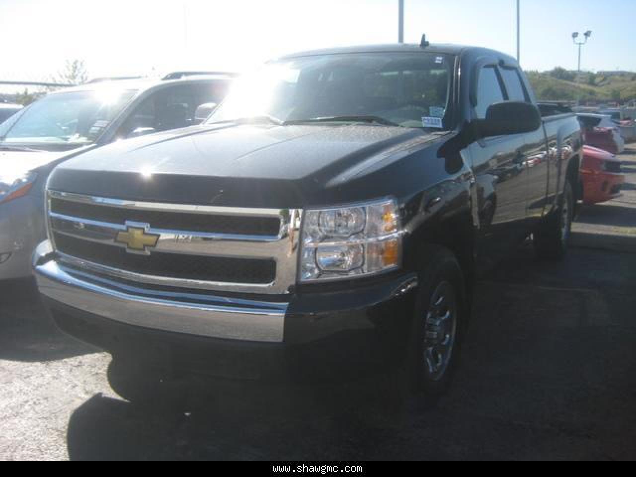 Used 2007 Chevrolet Silverado K1500 EXT  for sale in Calgary, AB