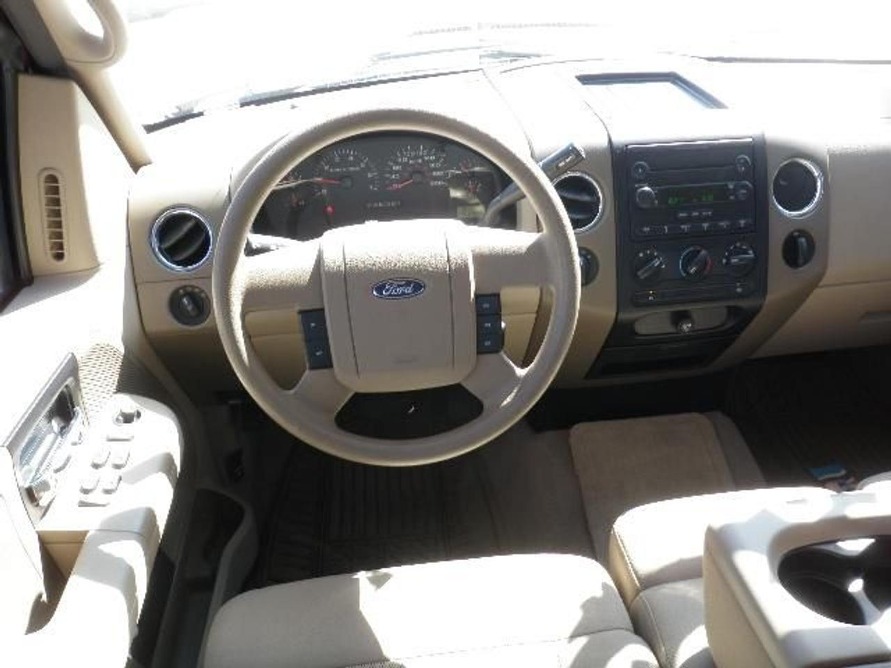 NO PAYMENTS FOR UP TO 180 DAYS AVAIL O.A.C 100% ALL ORIGINAL, ACCIDENT FREE, FLAWLESS!!, FACTORY WARRANTY ACTIVE, FULLY SERVICED/CERTIFIED & ETESTED, CALL NOW OAKLAND FORD LINCOLN TO BOOK YOUR APPOITMENT+ALL VEHICLES ARE PLUS TAXES AND INC ADMIN 

CHECK OUT MY OTHER LISTINGS
(COPY AND PASTE IN YOUR BROWSER)
http://oaklandfordlincolnusedcars.com

OPTIONS
AM/FM Stereo Air Conditioning All Equipped Alloy Wheels Anti-Lock Brakes Anti-Theft Bench Seating CD Player Cruise Control Driver Side Airbag Fog Lights Heated Mirrors Intermittent Wipers Keyless Entry Power Mirrors Power Steering Power Windows Rear Defroster Tilt Steering Tilt Wheel Tinted Glass Tow Package 

ENTERTAINMENT FEATURES 
Speakers: 4 CD player AM/FM radio 

SEATS AND TRIM 
Split folding rear seat Rear seats: split-bench 

CONVENIENCE FEATURES 
Power windows Front cupholders Passenger door bin Rear cupholders Remote keyless entry Passenger vanity mirror Driver vanity mirror Overhead console 1-touch down Illuminated entry Speed control Driver door bin Air conditioning Tilt steering wheel Rear door bins 

EXTERIOR 
Power door mirrors Left rear passenger door: conventional Rear step bumper Bumpers: chrome Right rear passenger: conventional 

LIGHTING, VISIBILITY AND INSTRUMENTATION 
Front reading lights Delay-off headlights Variably intermittent wipers Voltmeter Outside temperature display Compass Fully automatic headlights Oil pressure gauge Tachometer Rear reading lights 

SAFETY AND SECURITY 
Ignition disable Dual front impact airbags ABS brakes Panic alarm Occupant sensing airbag 4 wheel disc brakes 

POWERTRAIN 
Sequential multi-point fuel injection Transmission: 4 speed automatic Recommended fuel: regular unleaded Fuel economy city: 16.7L/100 km Fuel tank capacity: 113L Drive type: four-wheel Cylinder configuration: V-8 Fuel economy highway: 12.2L/100 km Block heater 

SUSPENSION/HANDLING 
Power steering Front anti-roll bar Front wheel independent suspension Tires: all-terrain 

SPECS AND DIMENSIONS 
Exterior body width: 2,004mm (78.9) Exterior length: 5,685mm (223.8) Rear hiproom: 1,603mm (63.1) Rear legroom: 991mm (39.0) Passenger volume: 3,449L (121.8 cu.ft.) Rear headroom: 1,006mm (39.6) Exterior height: 1,930mm (76.0) Wheelbase: 3,531mm (139.0) Front legroom: 1,049mm (41.3) Rear shoulder room: 1,671mm (65.8) Turning radius: 6.9m (22.5) Front shoulder room: 1,671mm (65.8) Front hiproom: 1,621mm (63.8) Front headroom: 1,019mm (40.1) Towing capacity: 2,948kg (6,500lbs) 

OFF-ROAD CAPABILITY 
Ground clearance (min): 211mm (8.3)