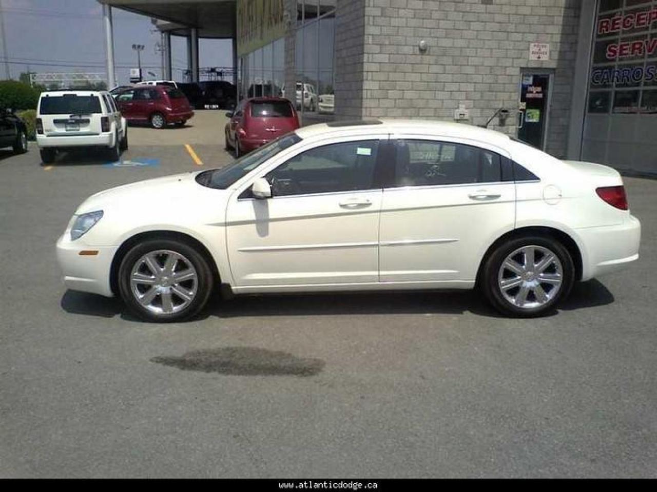 Used 2010 Chrysler Sebring Limited for sale in New Glasgow, NS