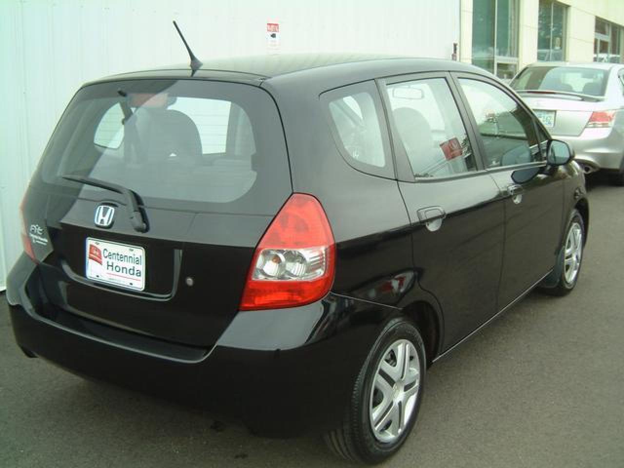 615998