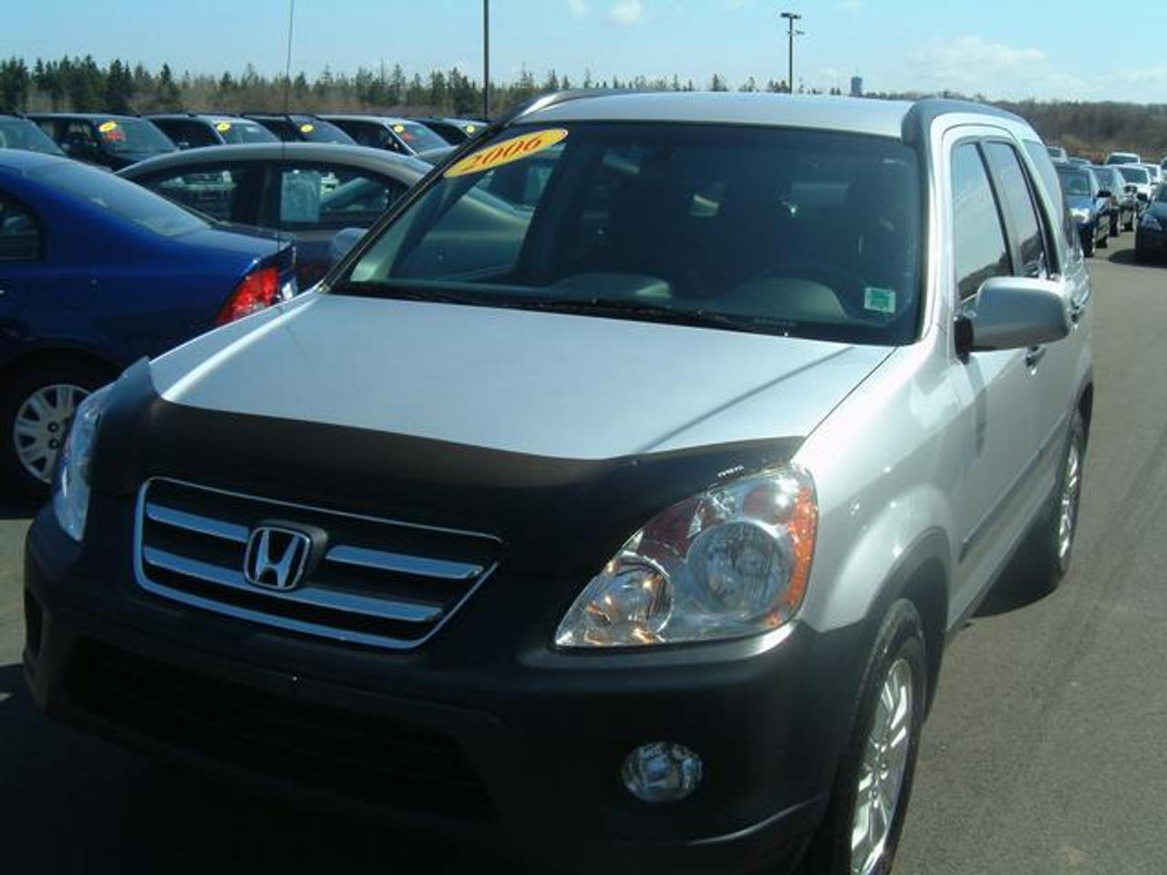 2006 HONDA CRV EX  LOCAL TRADE IN, ALL HIGHWAY KMS,  DEALER SERVICED.  THIS VEHICLE IS IN  GREAT SHAPE, AND HAS EVERYTHING  EXCEPT FOR LEATHER INTERIOR.  SERVICE  HISTORY AVAILABLE.  PRICE WAS: $17950.00 NOW ONLY: $16950.00  WWW.CENTENNIALHONDA.COM  Come visit us at Centennial Honda, located at  610 South Drive in Summerside.  We are only  45 Minutes from Charlottetown! Call us toll-free at 1 877 339-6030