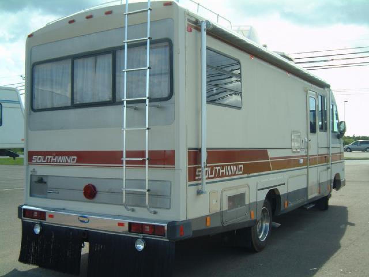 616070