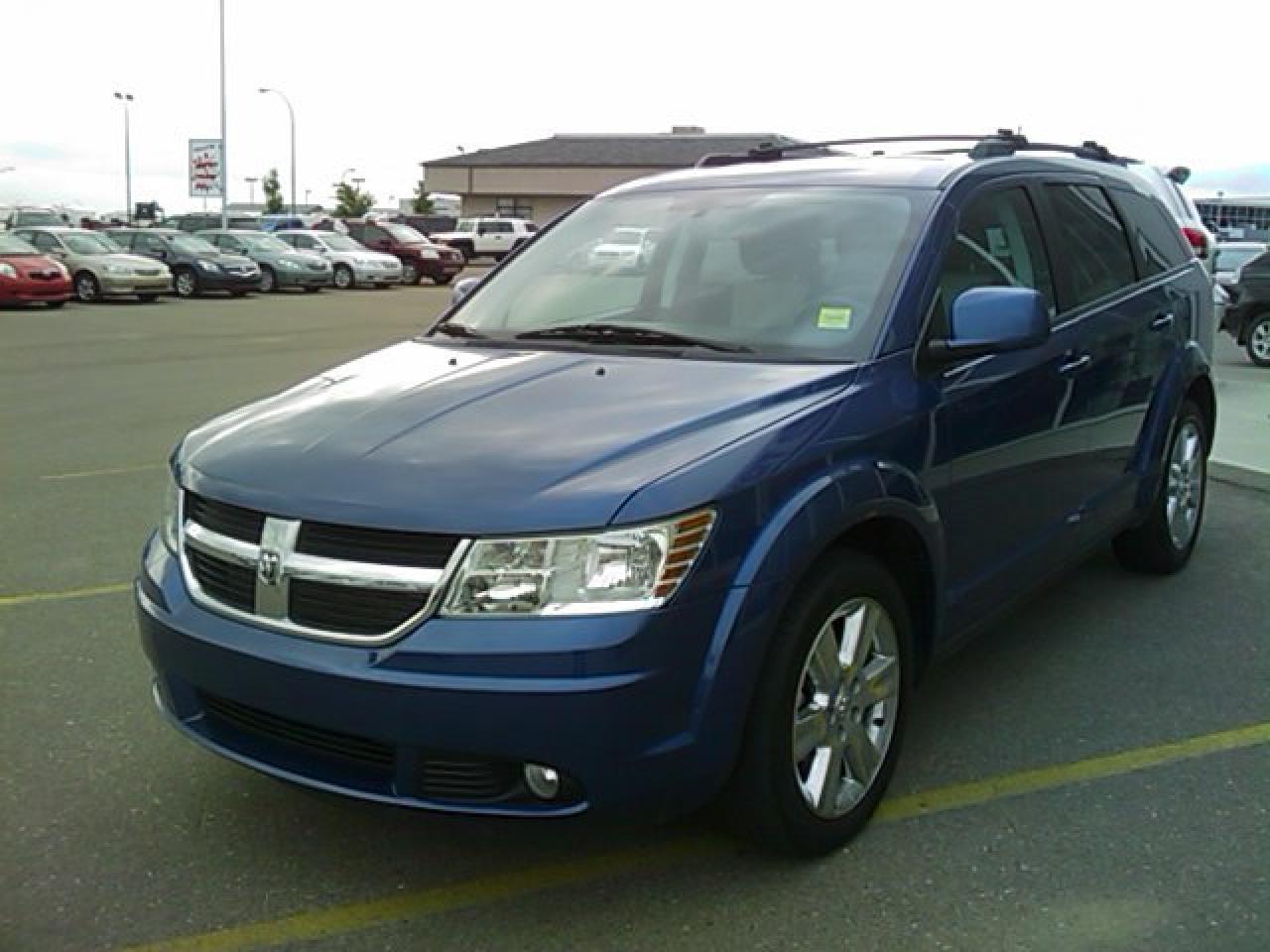 Used 2009 Dodge Journey SXT for sale in Lethbridge, AB