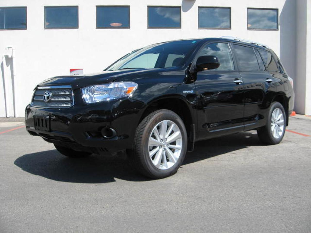 Used 2010 Toyota Highlander HYBRID for sale in Toronto, ON