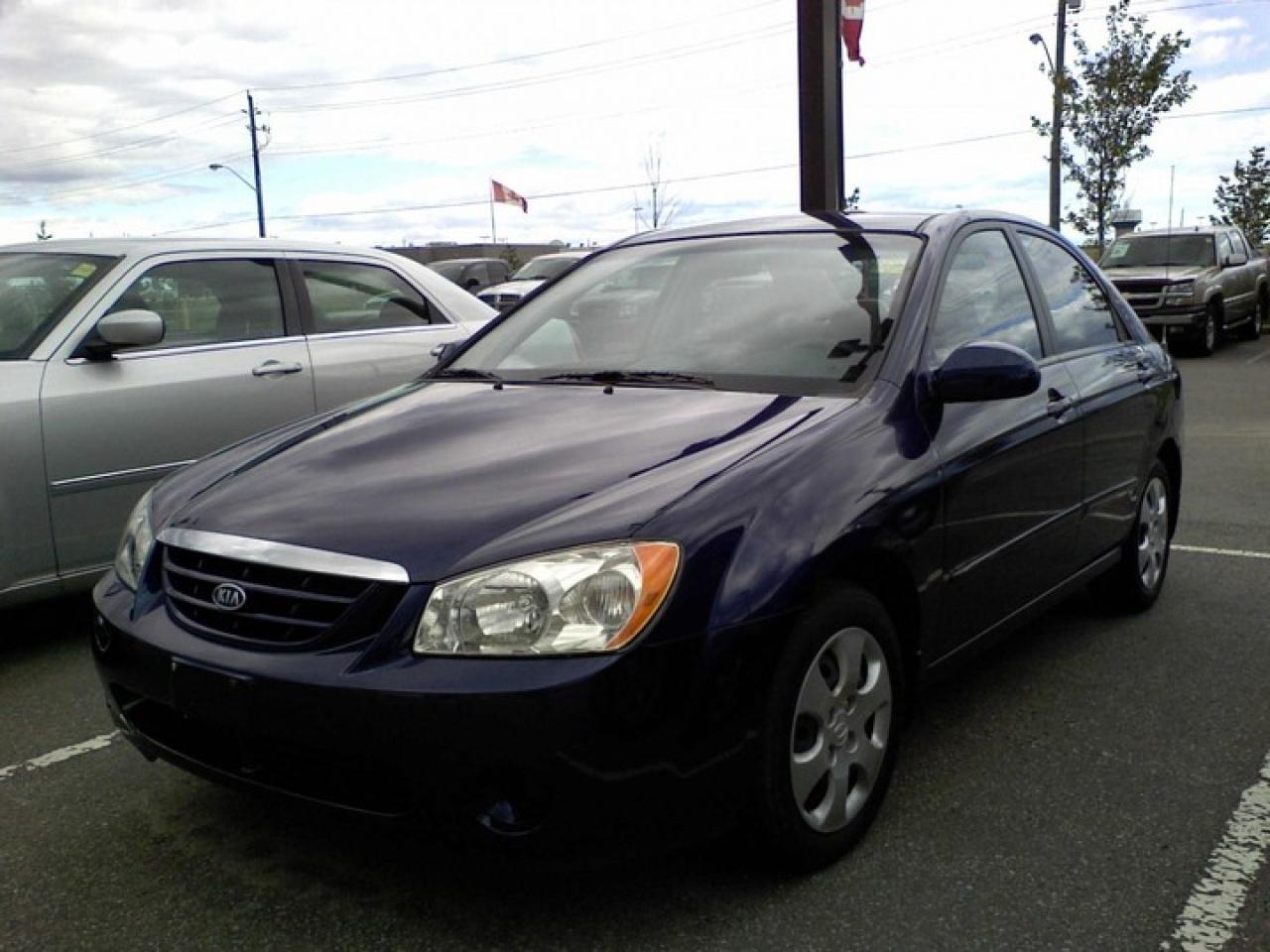 Used 2006 Kia Spectra LX Sedan for sale in Barrie, ON