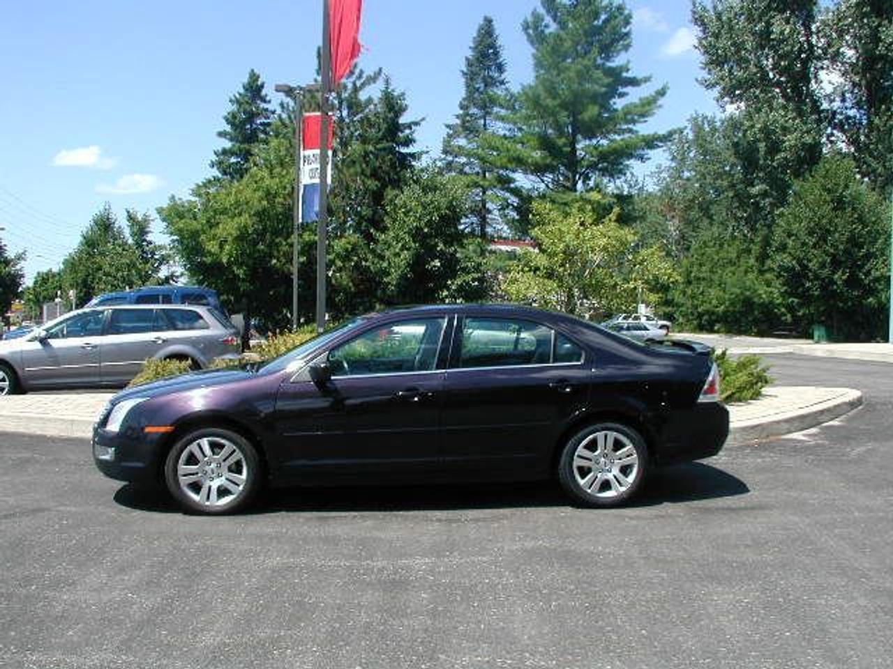 Smooth riding all wheel drive sedan with lots of cargo space and leg room. 705-725-1515 www.lawtonauto.ca