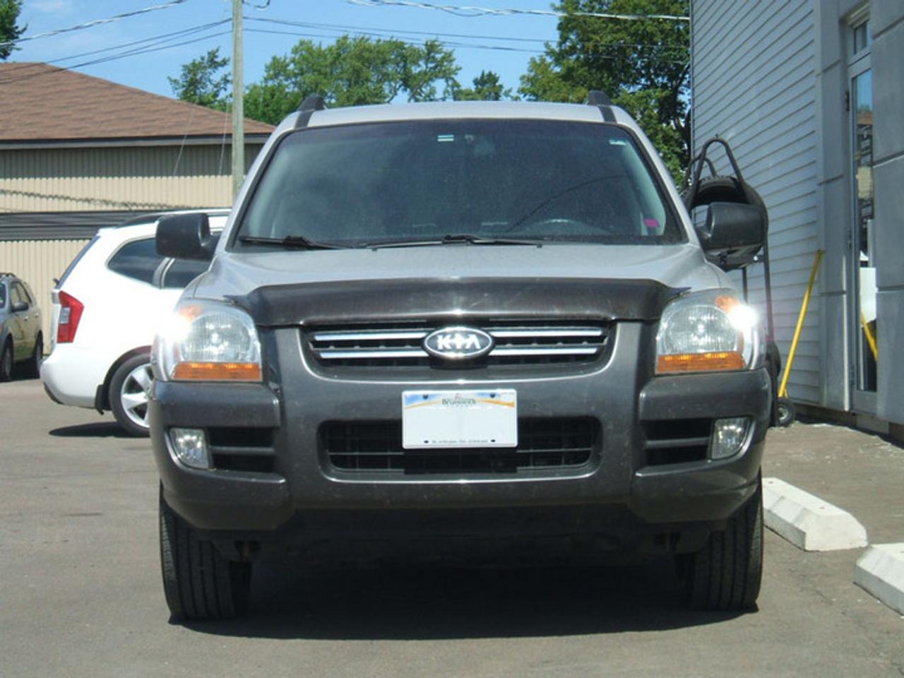 - Engine: 2.7 Liter
- GVWR: 4006-4994 Lbs.