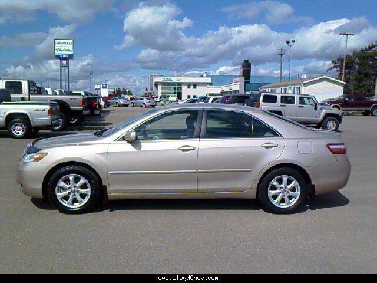 Used 2007 Toyota Camry LE for sale in Lloydminster, SK