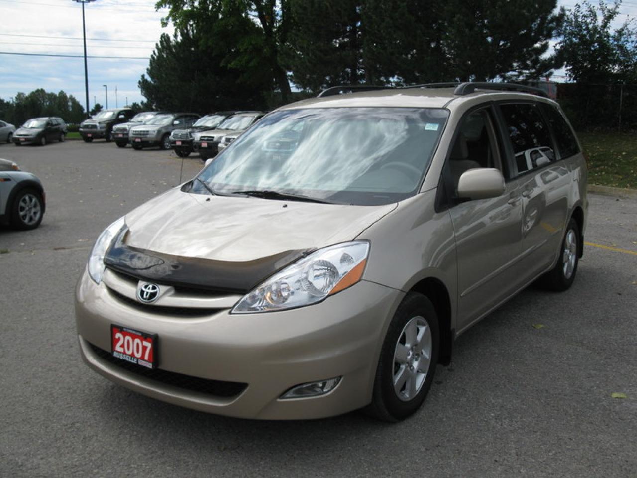 Used 2007 Toyota Sienna LE for sale in Peterborough, ON