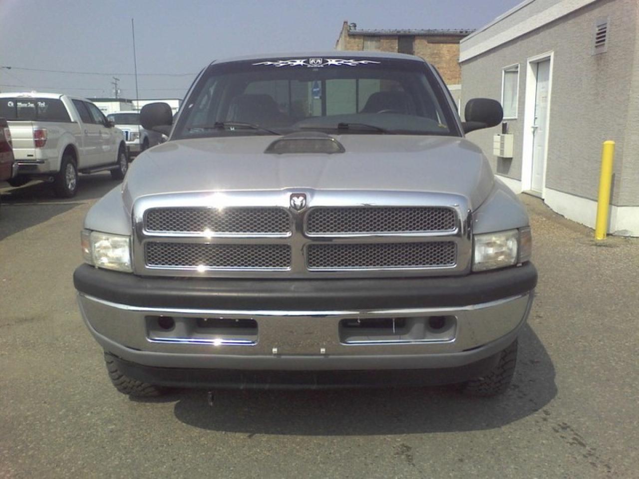 616747