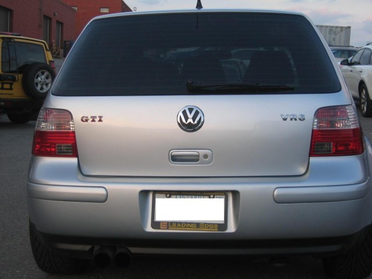 616872.10389732
