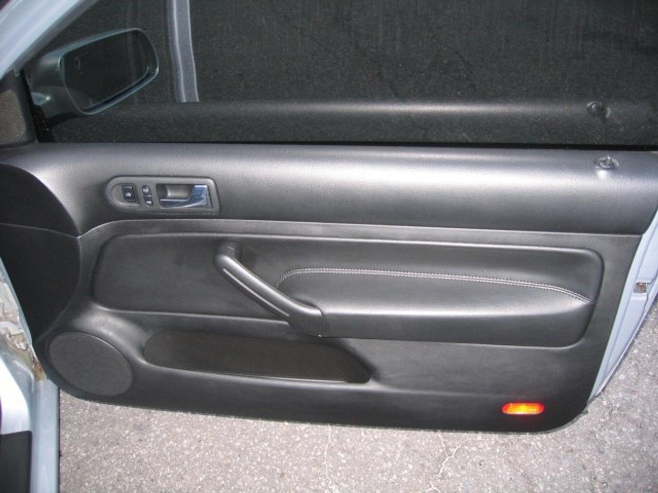 616872.10389745
