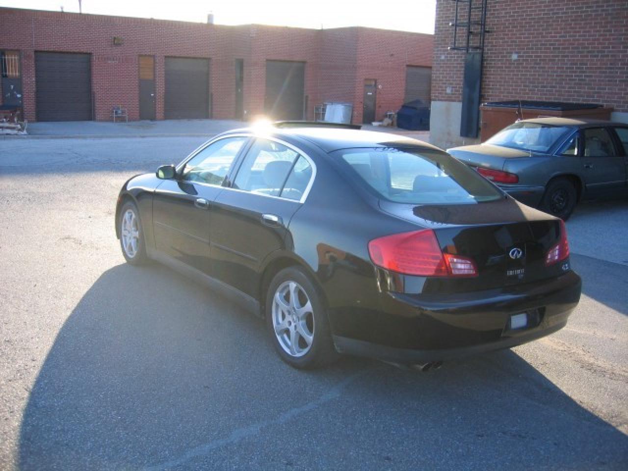 616873