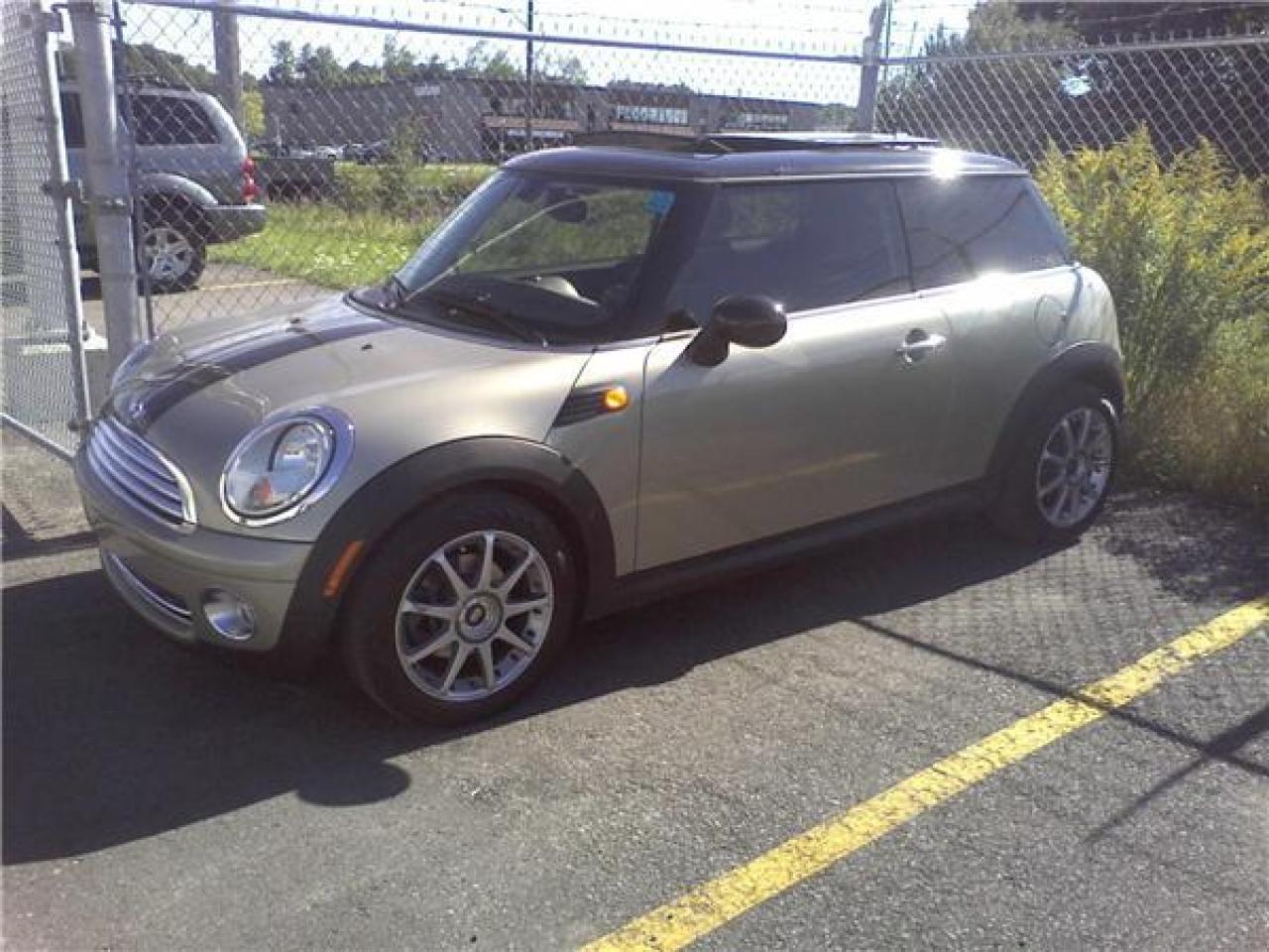 Used 2008 Mini Cooper Base for sale in Orleans, ON