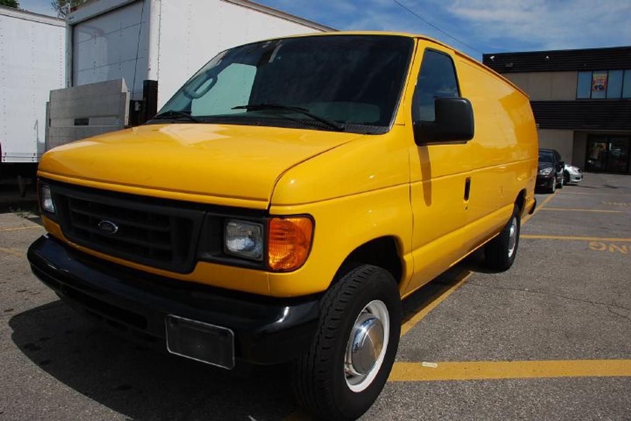 Used 2006 Ford E350 EXTENDED for sale in Woodbridge, ON