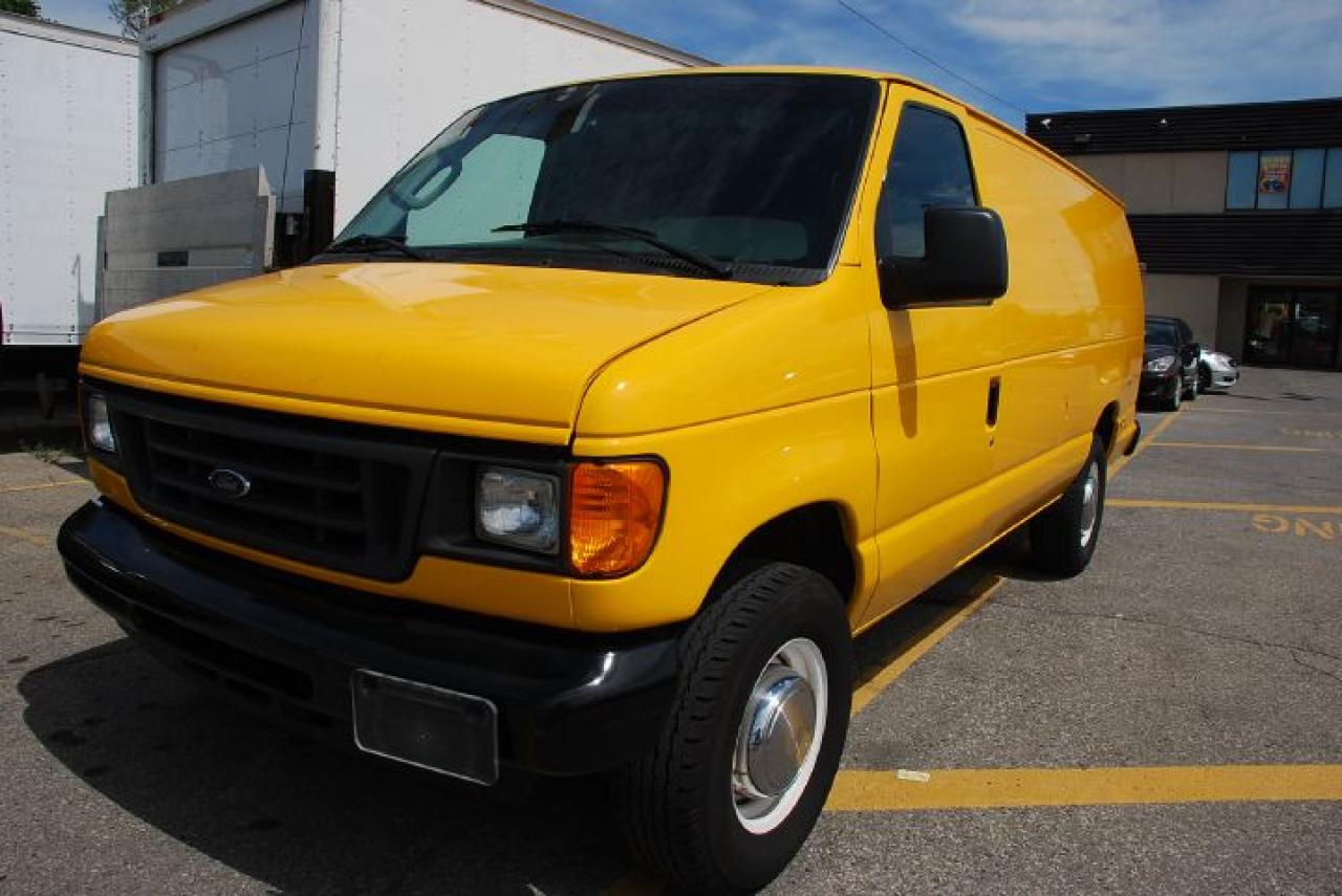 Used 2006 Ford E350 EXTENDED for sale in Woodbridge, ON
