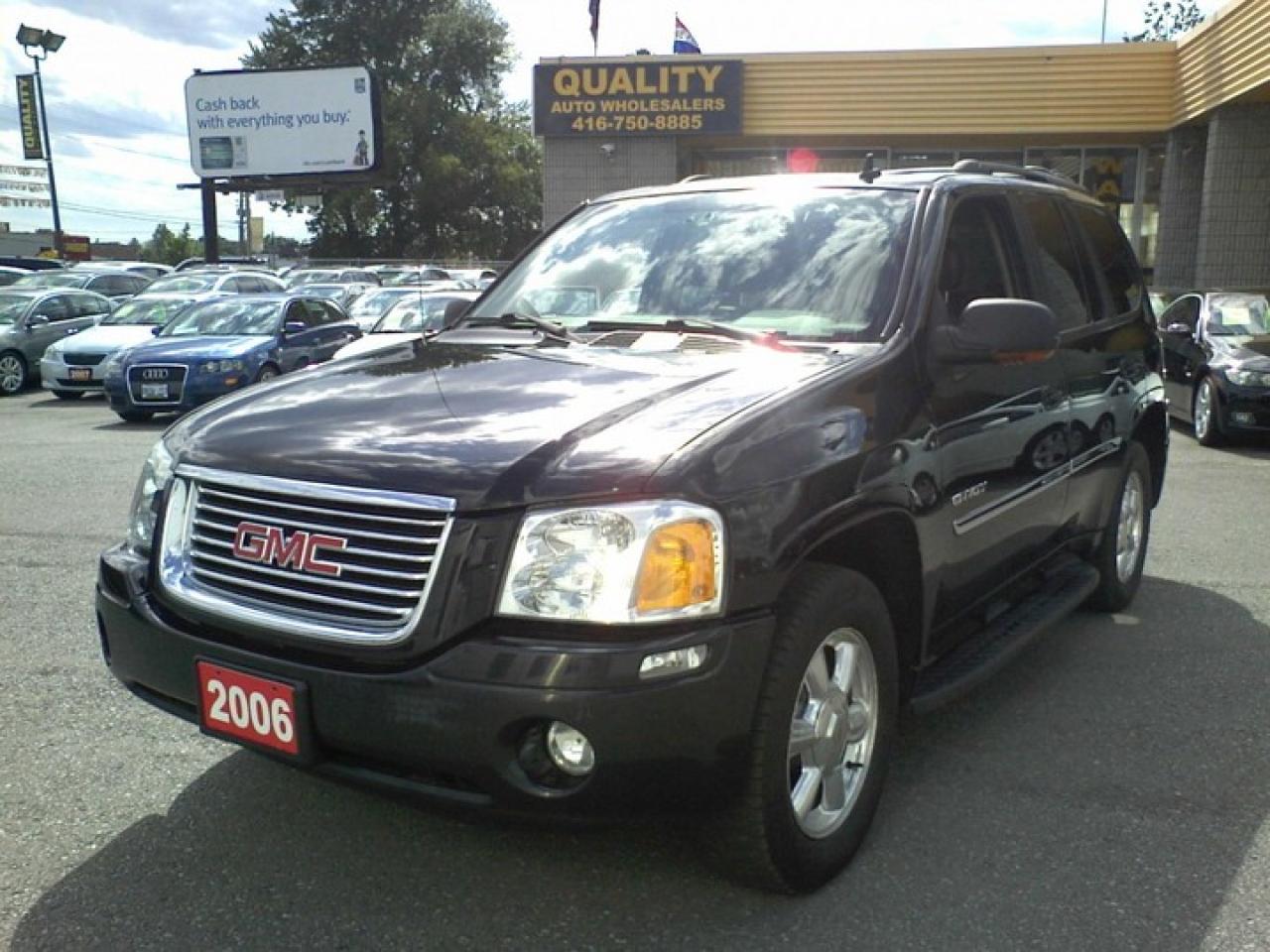 Used 2006 GMC Envoy SLT LEATHER SUNROOF RUNNING BOARDS ALLOYS for sale in Scarborough, ON