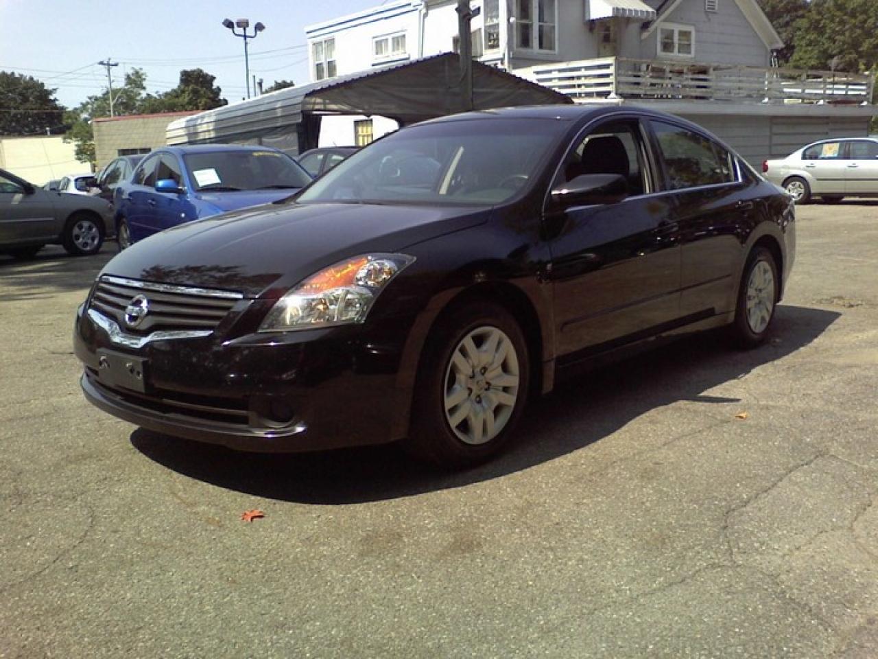 Used 2009 Nissan Altima 2.5 S / Intelligent Key / Push Button Start for sale in Kitchener, ON