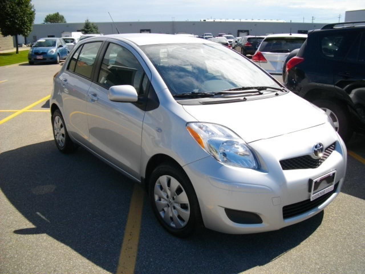 Used 2009 Toyota Yaris LE for sale in Brantford, ON