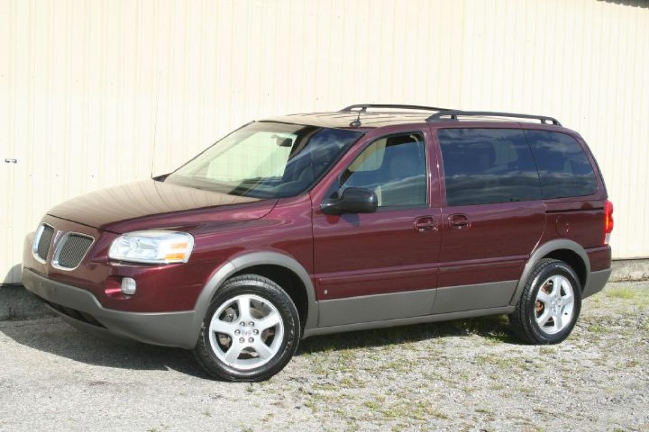Used 2006 Pontiac Montana SV6 for sale in Ajax, ON