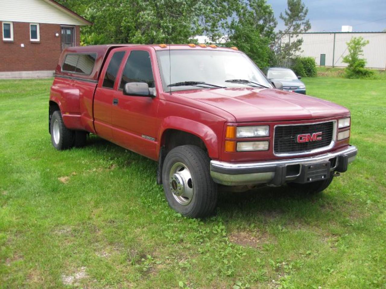 617158