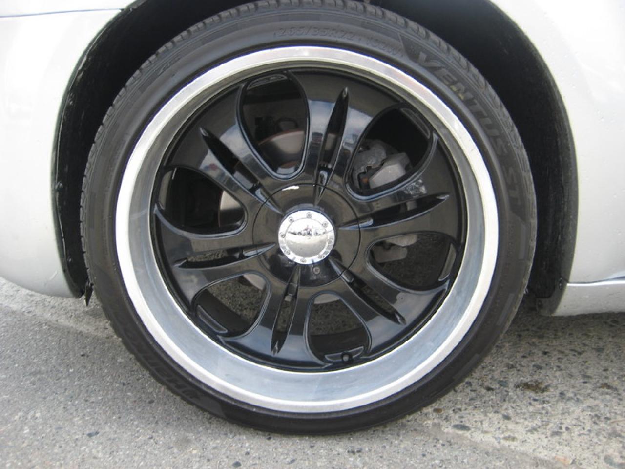 617183