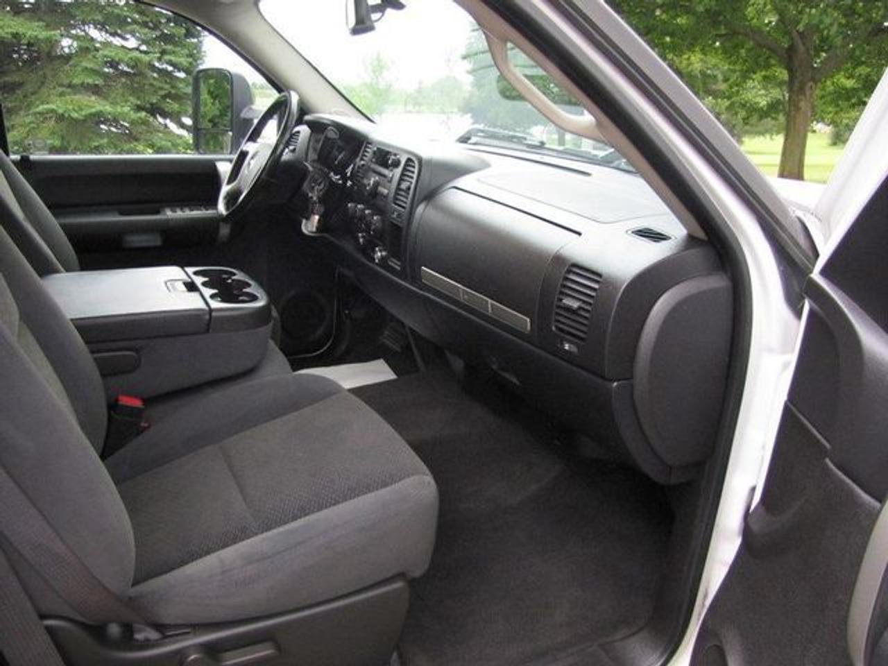 617212.10588337