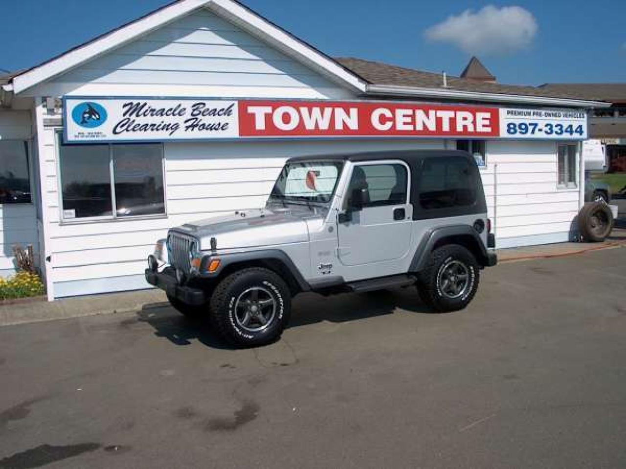 Used 2004 Jeep TJ Columbia Edition for sale in Courtenay, BC