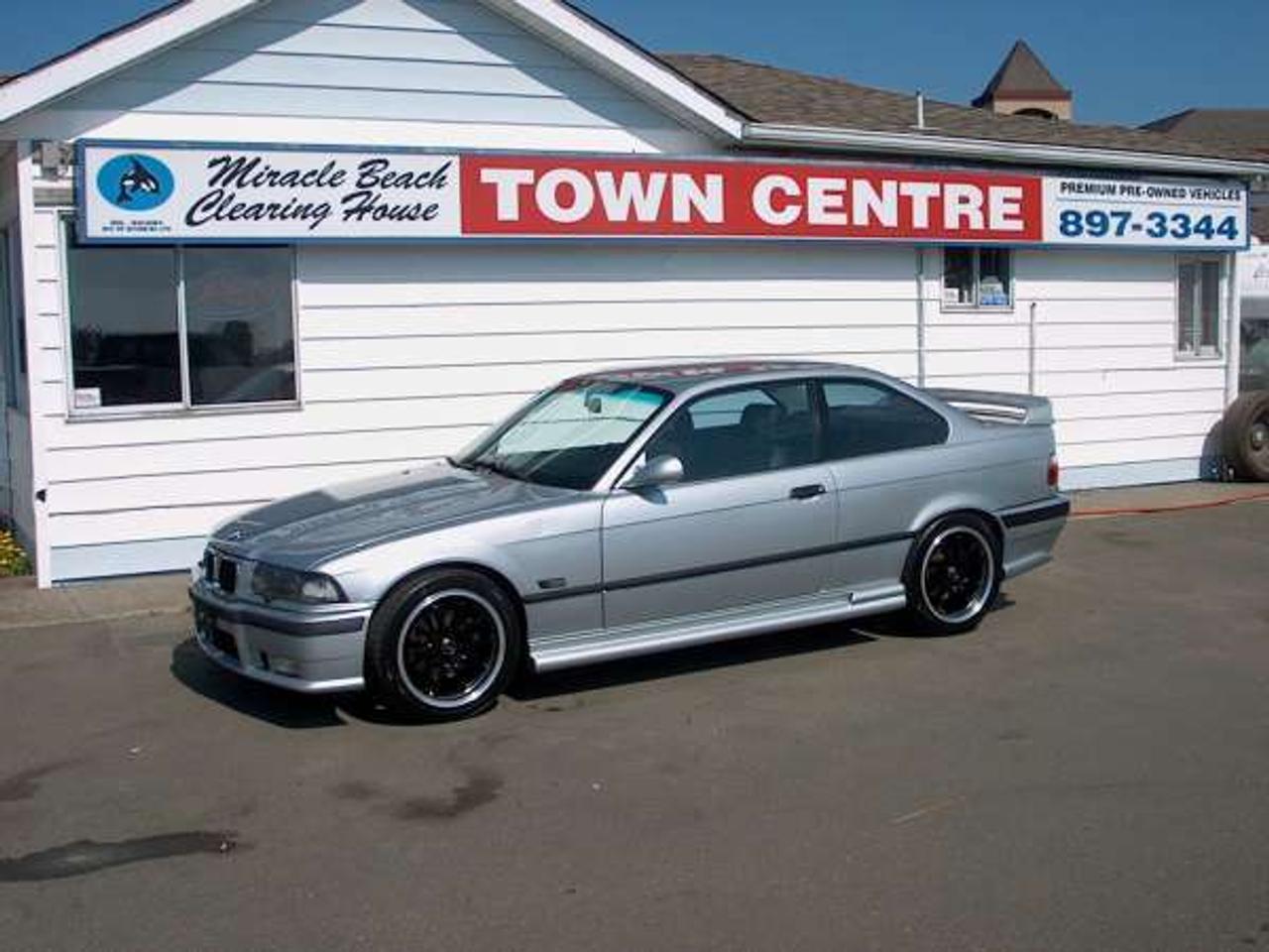 VERY SHARP CAR, A MUST SEE!!!!  POWER MOONROOF ALLOY WHEELS REAR SPOILER