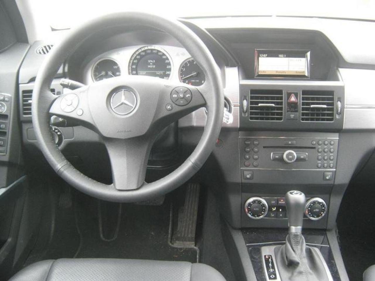 617251