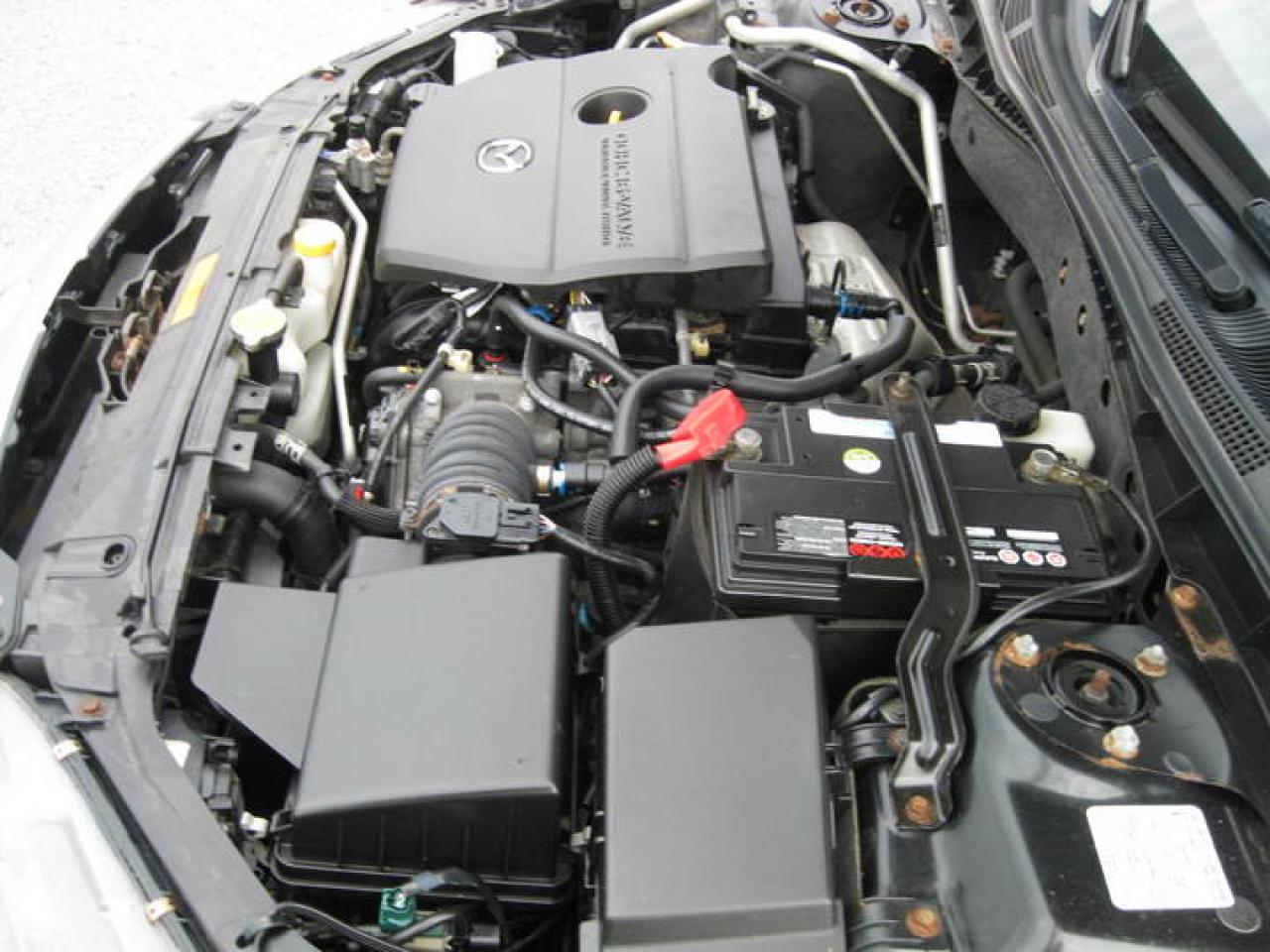 617300