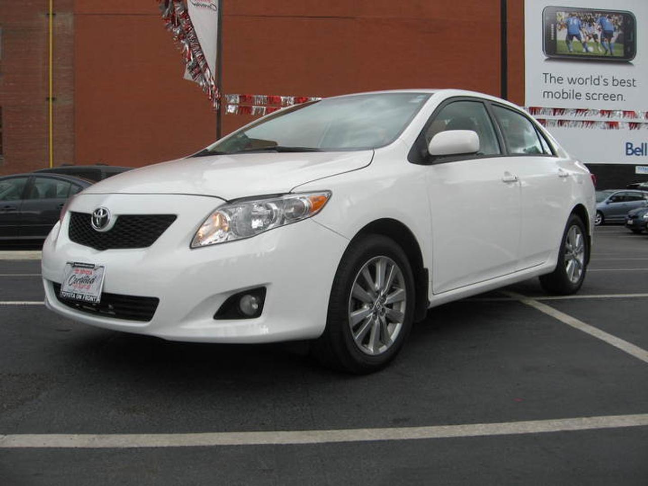 <P>This vehicle is in great condition, and has obviously been kept in top condition by its previous owner. The vehicles electrical system is in great shape and the engine is running flawlessly. The transmission is running smoothly and requires no tune up. The interior looks and feels clean and has obviously been kept in good condition by its previous owner. All of our cars are professionally cleaned for sale. Buy with confidence knowing that&nbsp;Toyota&nbsp;stands behind all its vehicles with the best service and top industry standards.</P>