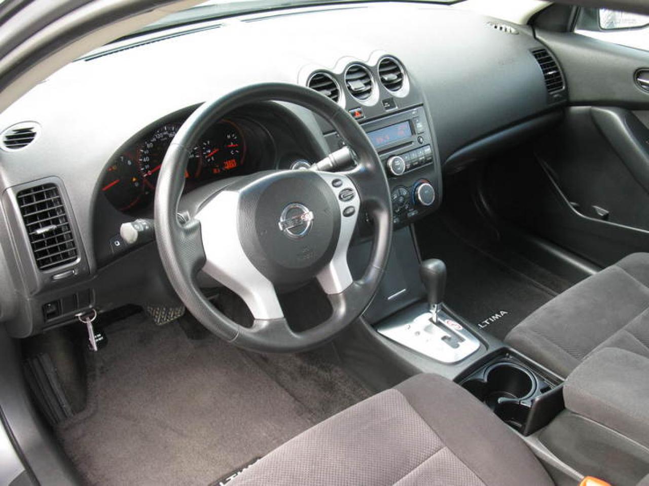 617330