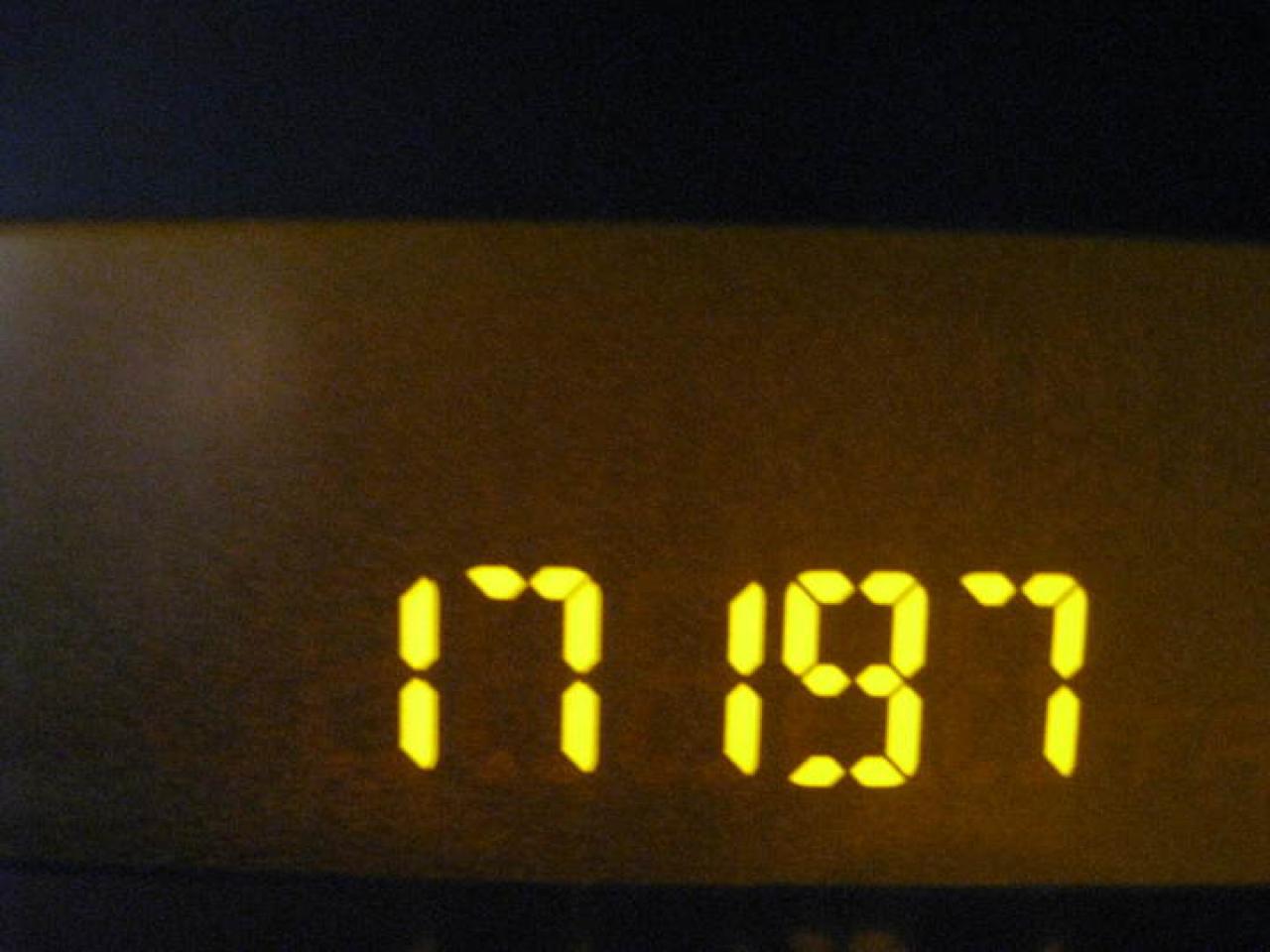 617345