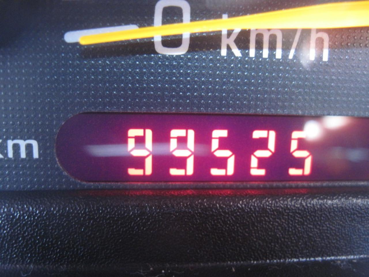 617352