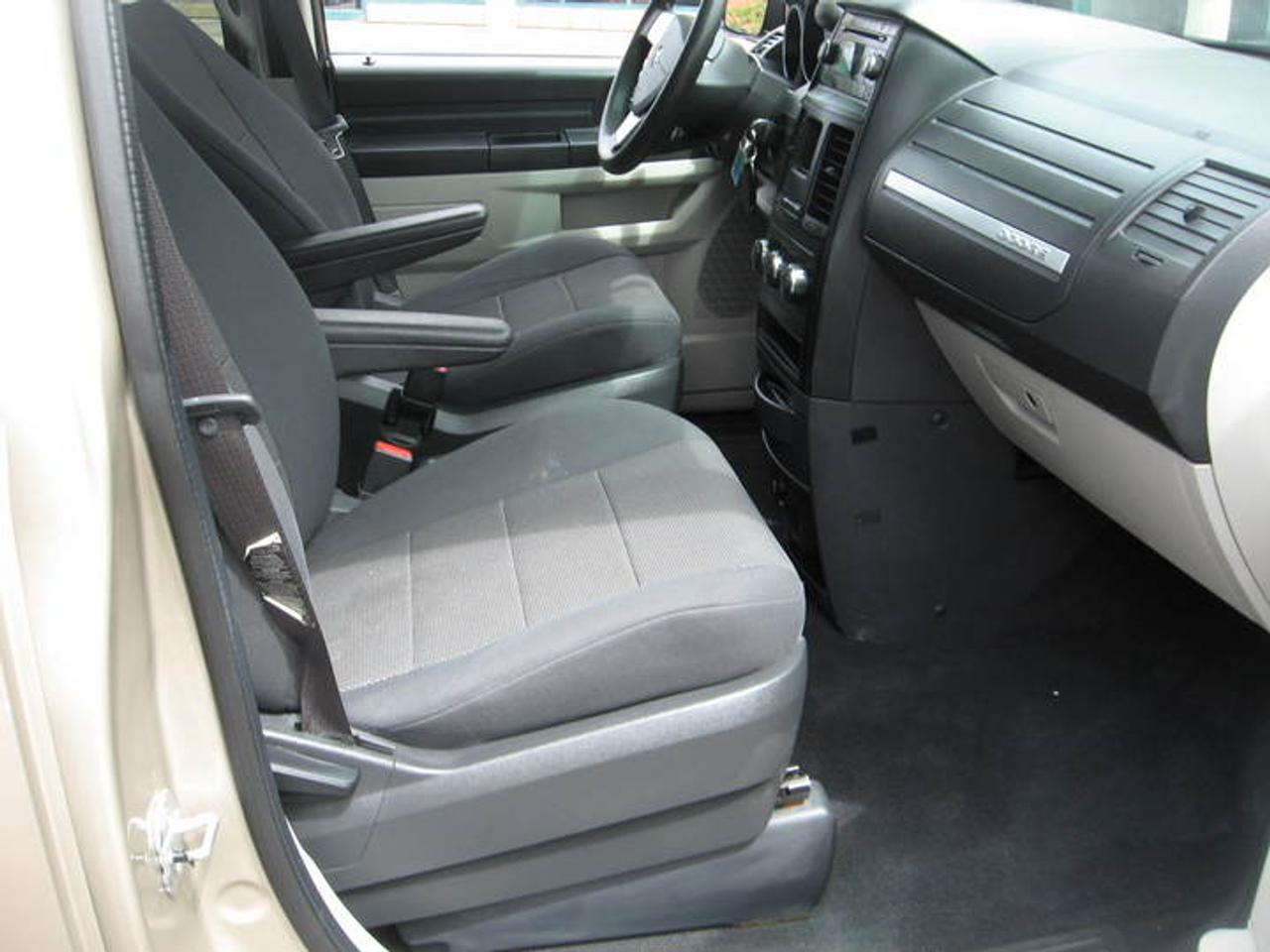 2008 Dodge Grand Caravan SE *** $14,998 *** Photo15