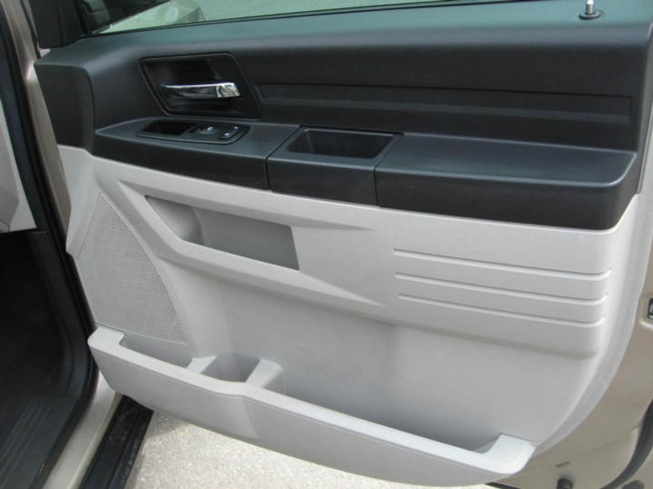 2008 Dodge Grand Caravan SE *** $14,998 *** Photo16